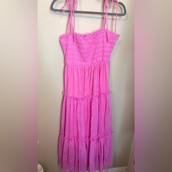 Hot pink tulle maxi with adjustable tie straps and smocked top - Picture 2 of 3